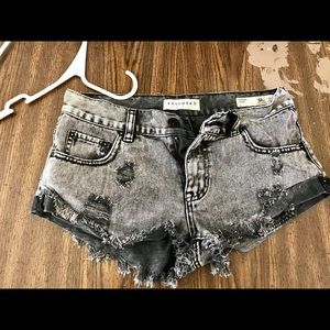 Bullhead shorts